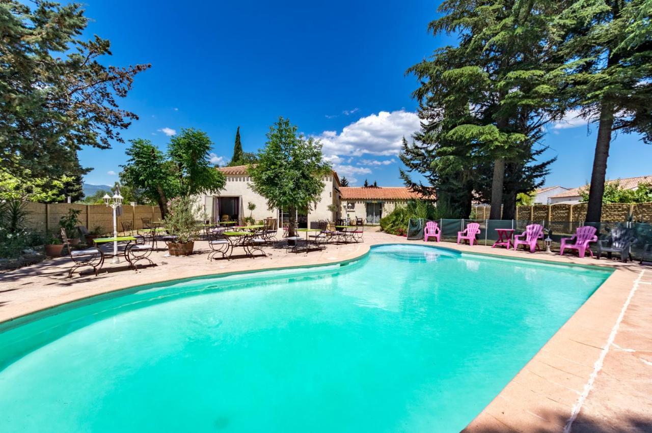 Logis Hotel Le Vieux Moulin Gignac  Exterior foto